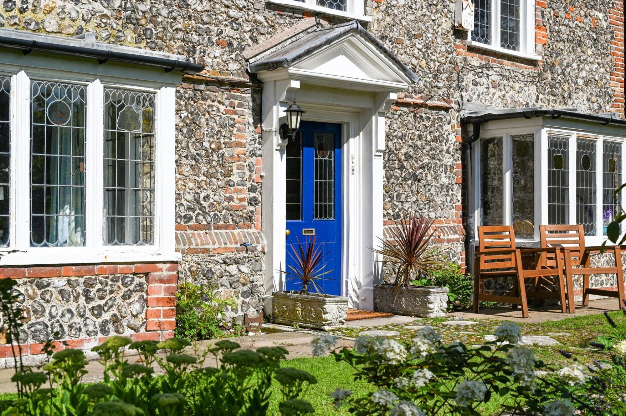 Walnut Tree House Villa Rustington Exteriör bild